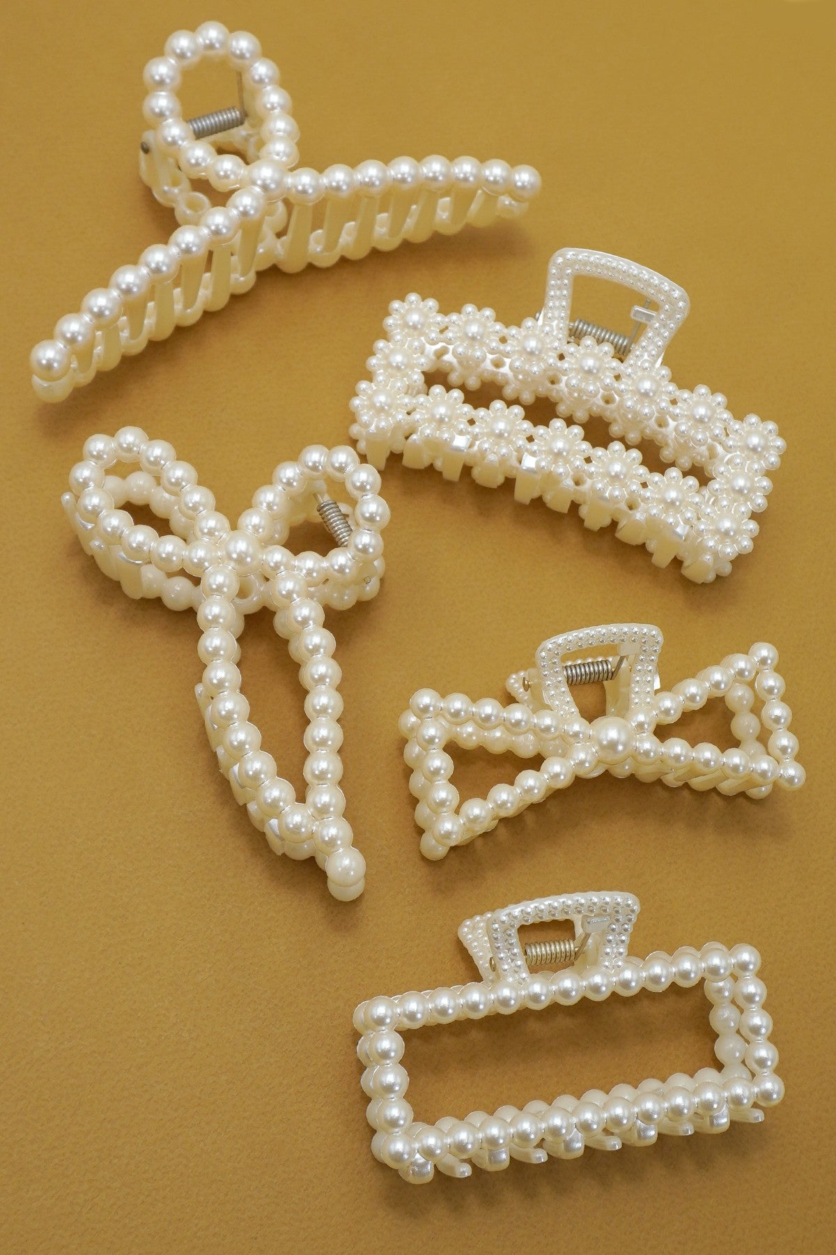 Pearl Hair Claw Clips