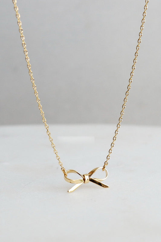 18k Bow Necklace