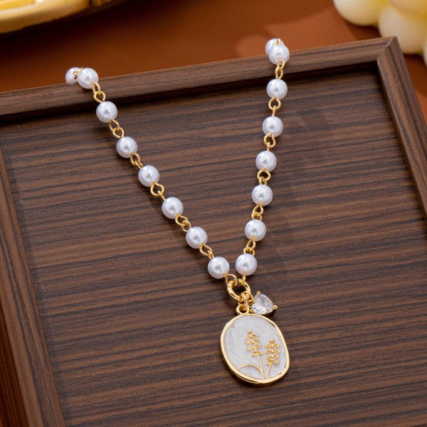 Pearl Pendant Necklace