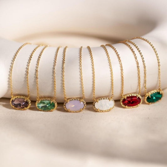 Oval Pendant Necklace